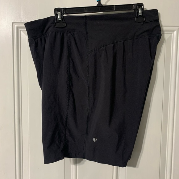 lululemon athletica Other - Lululemon mens shorts size XL.